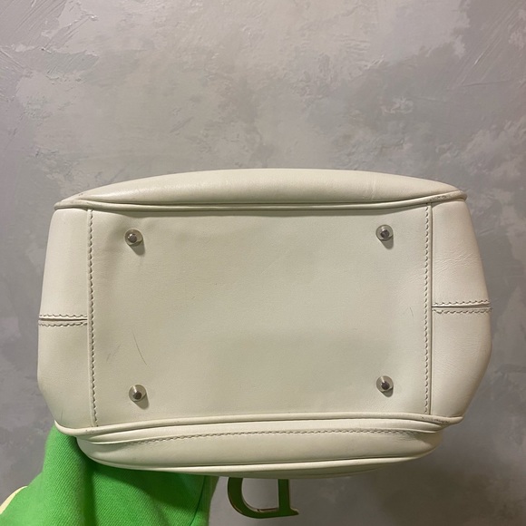 Christian Dior white leather bag, collection year 2015. - Picture 5 of 6
